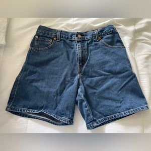 Levi’s relaxed 550 shorts